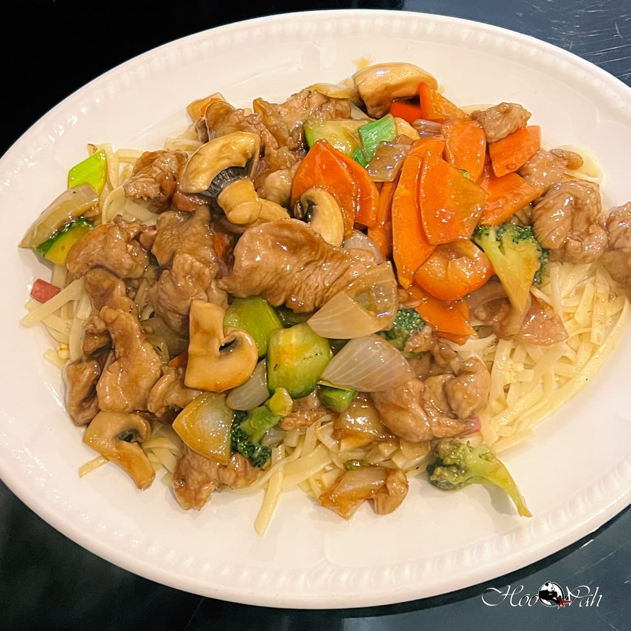 Bami Goreng met gesn. varkenshaas en groenten